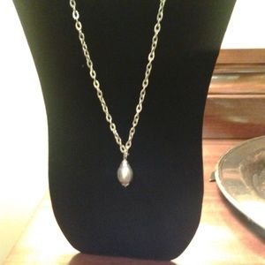 Black [Grey/silver] Shell Pearl. Huge pearl!